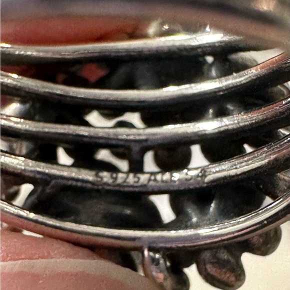 PANDORA BUNCH OF PINK FLOWER RING - Picture 4 of 4